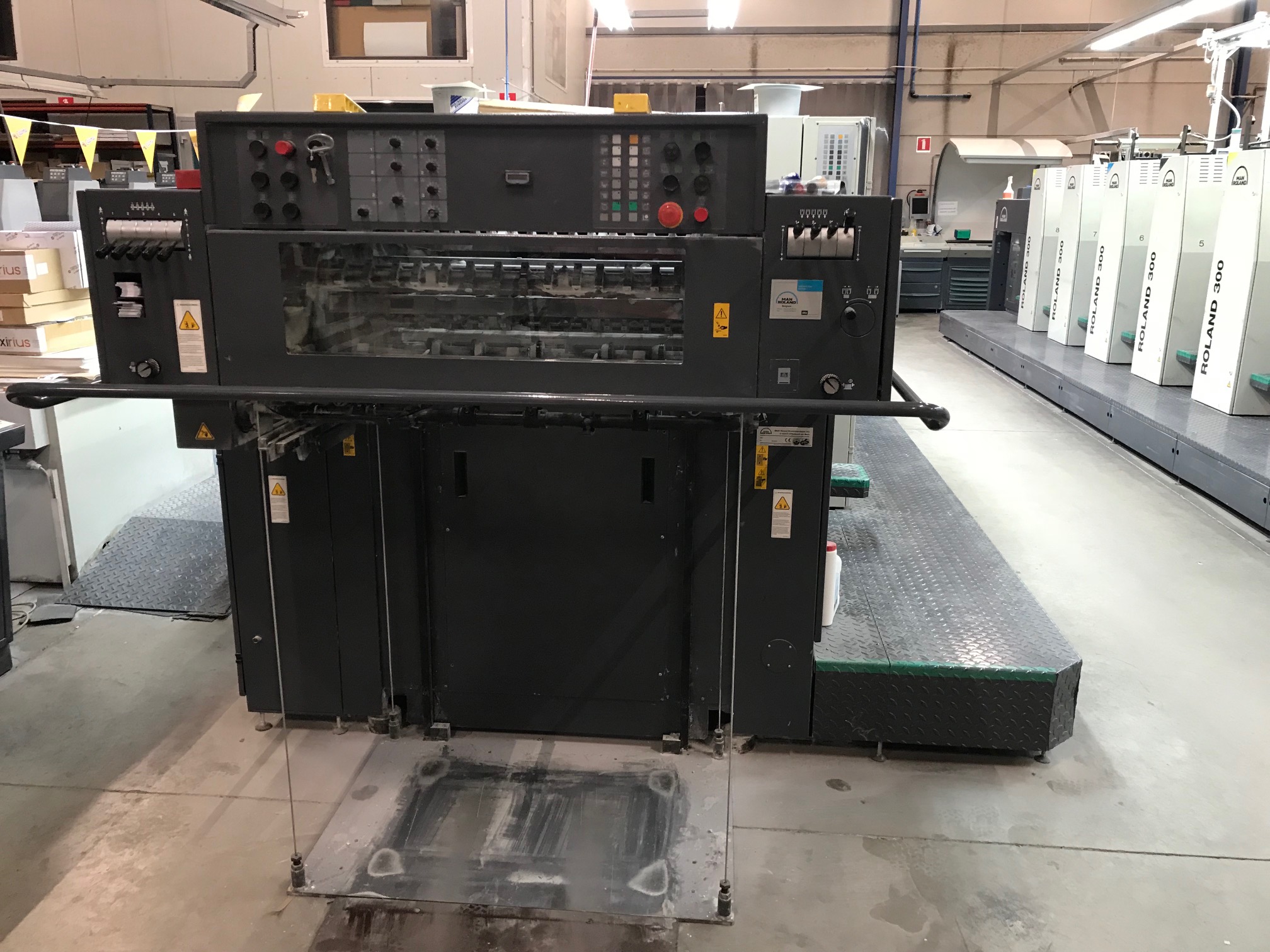 Roland R 305-P – 5 Colour Offset Press