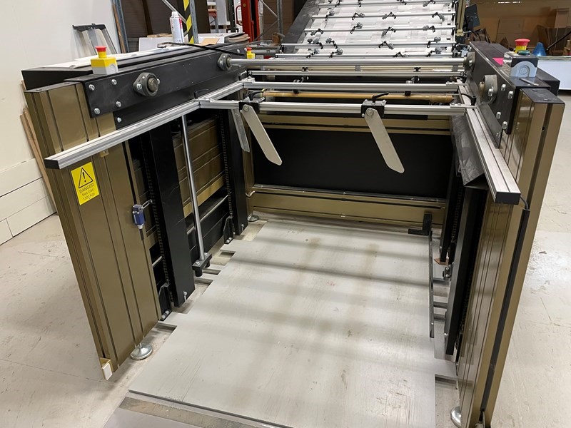 Lamina Blackline Fully Automatic High Speed Sheet to Sheet Laminator