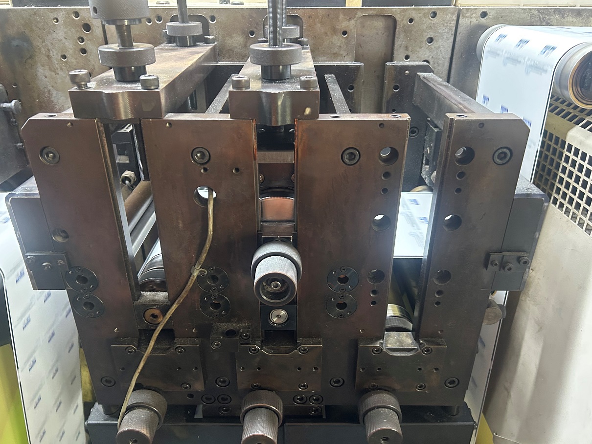 Nilpeter B200 Label Press